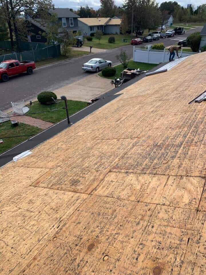 roof repairs contractor